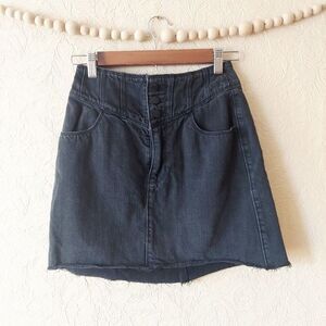 Hollister Ultra High Rise denim skirt faded black raw hem Sz 3 / 26